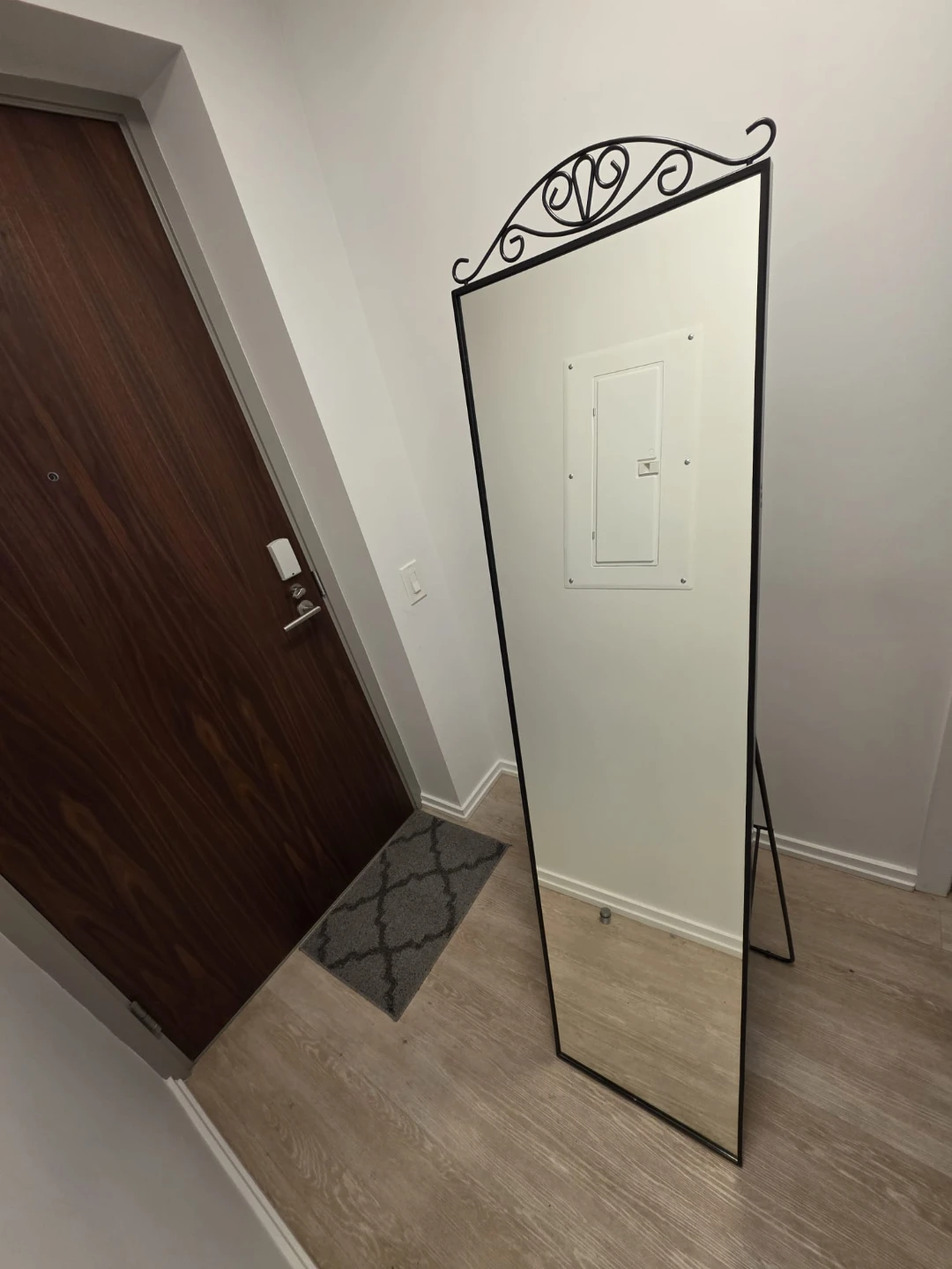 Full Length Standing Mirror with Ornate Top - photo 3