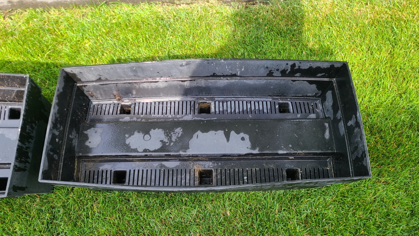 Plastic DCN 27" Rail Planter Box - photo 2