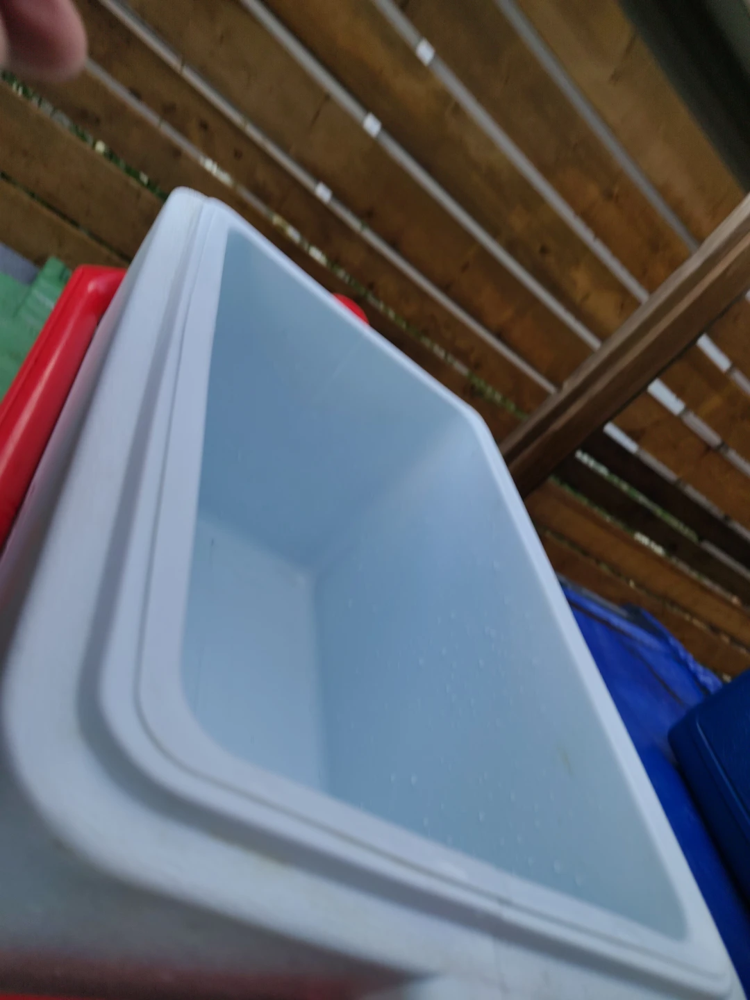 16 Quart Rubbermaid Picnic Cooler with Ice Pack - photo 5