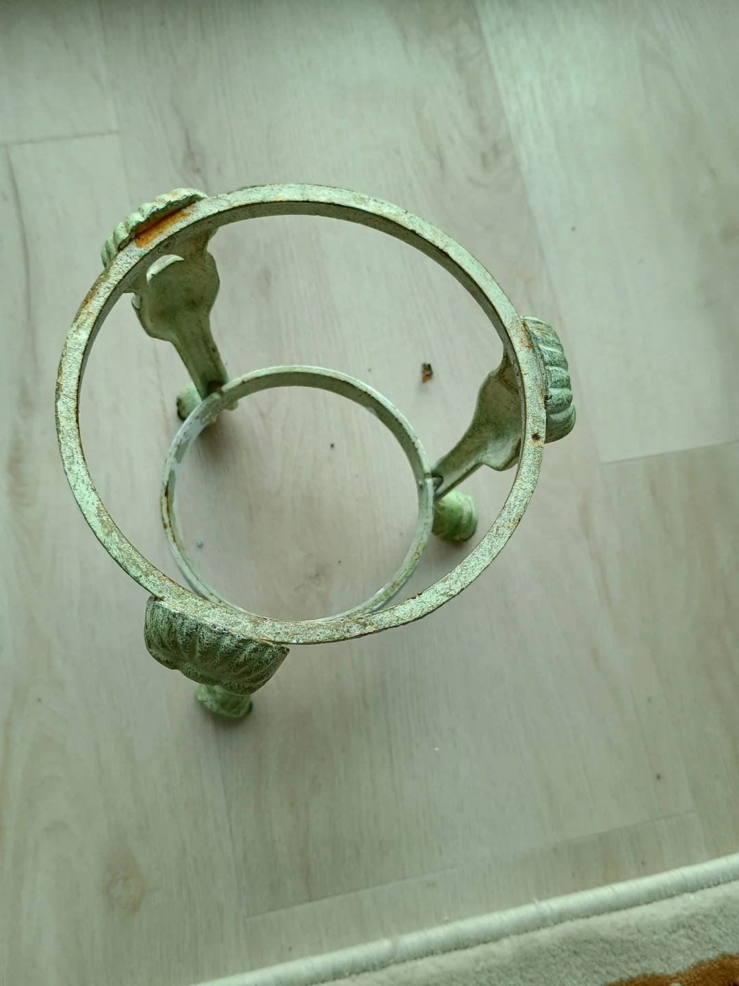 Vintage Decorative Metal Stand - photo 2