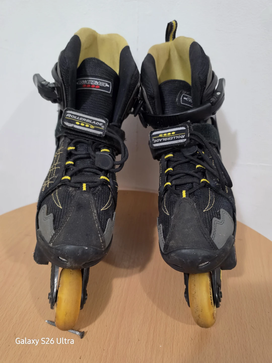 Rollerblade Girl's Maxx 300 Bio Dynamic Size 4-7 In-Line Skates - photo 2