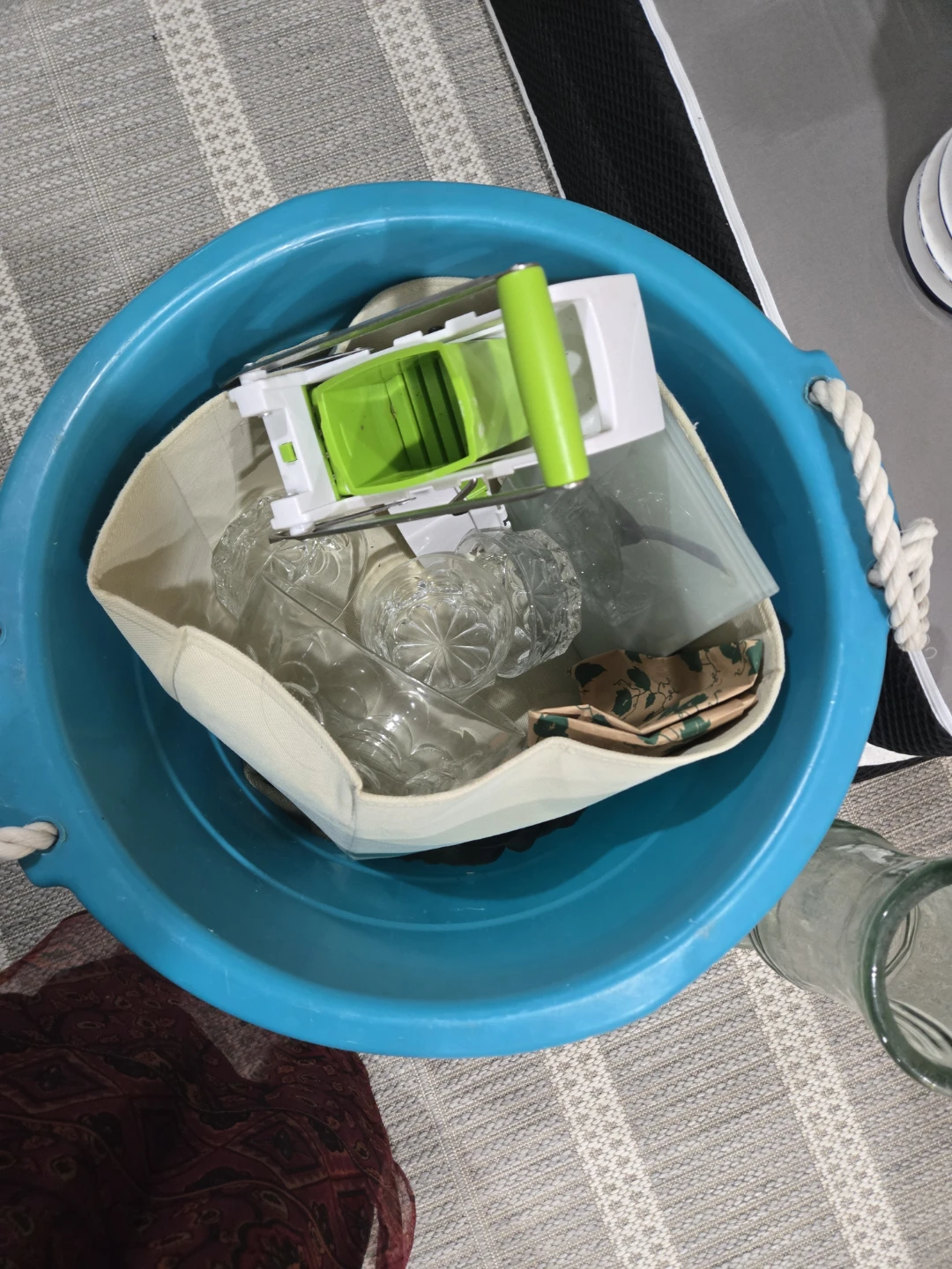 Kitchen Utensil and Glassware Set - photo 3