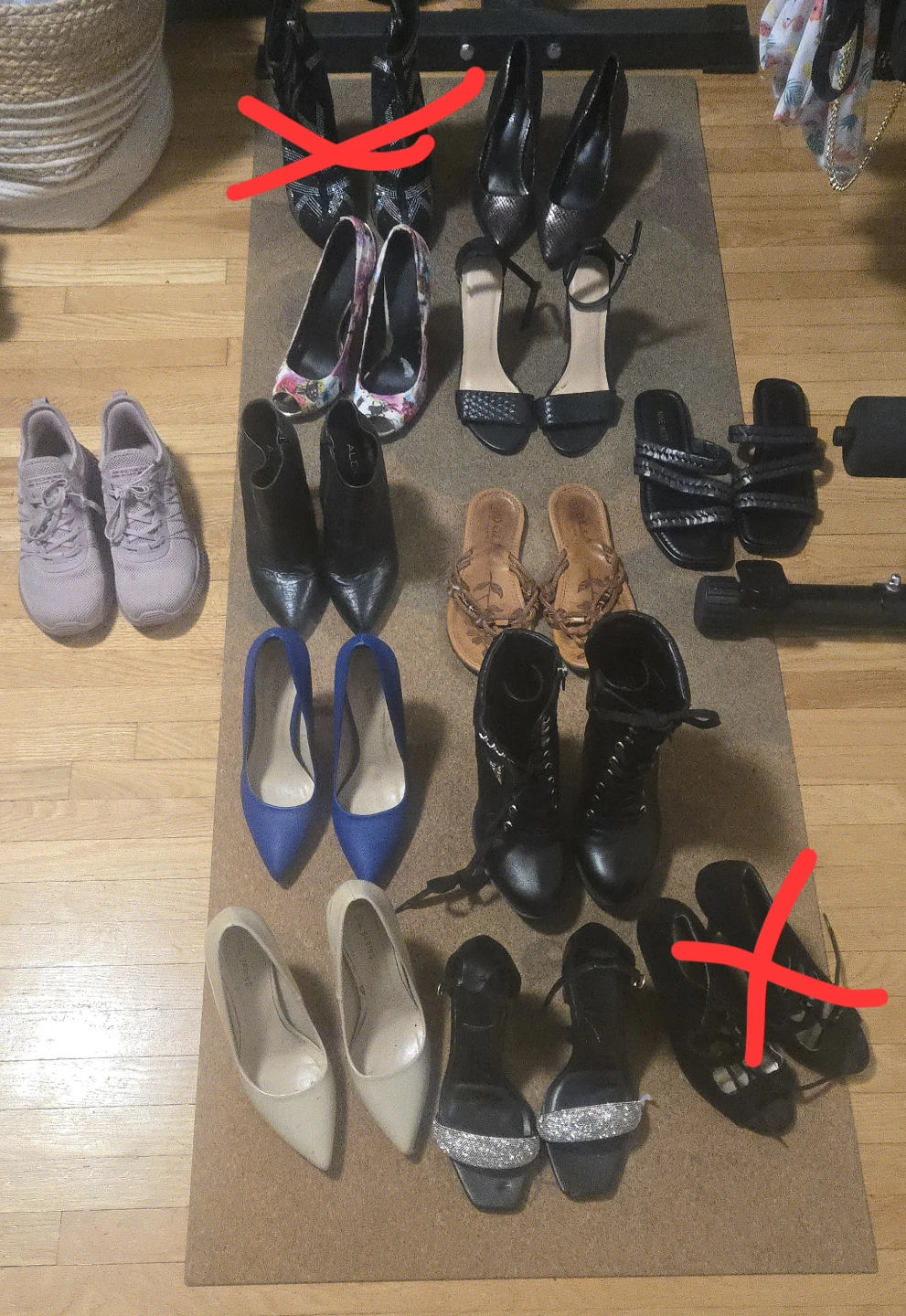 Women’s Shoe Lot – 11 Pairs – Heels, Boots, Flats – Size 7.5