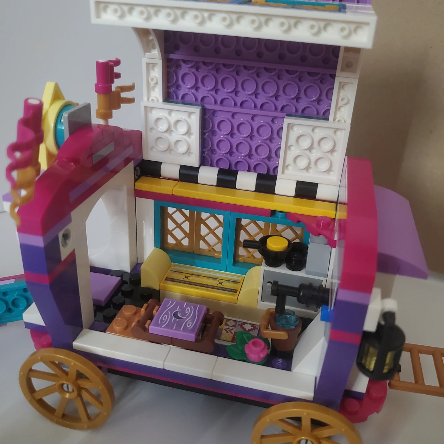 Lego Magical Caravan 41688 - photo 4