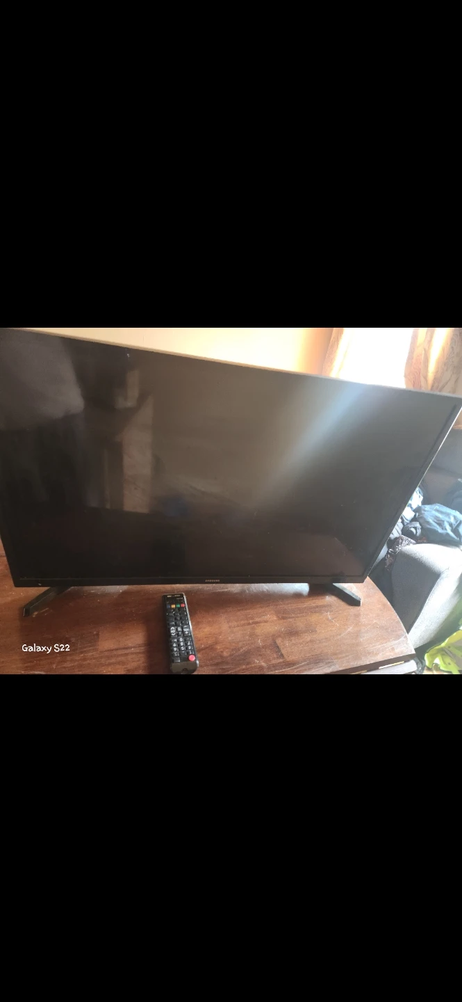 Samsung smart tv 32inch