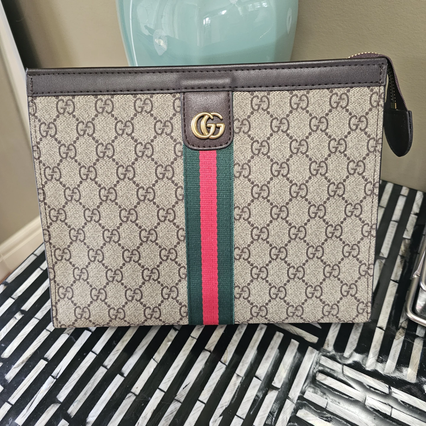 Gucci GG Supreme Pouch Clutch