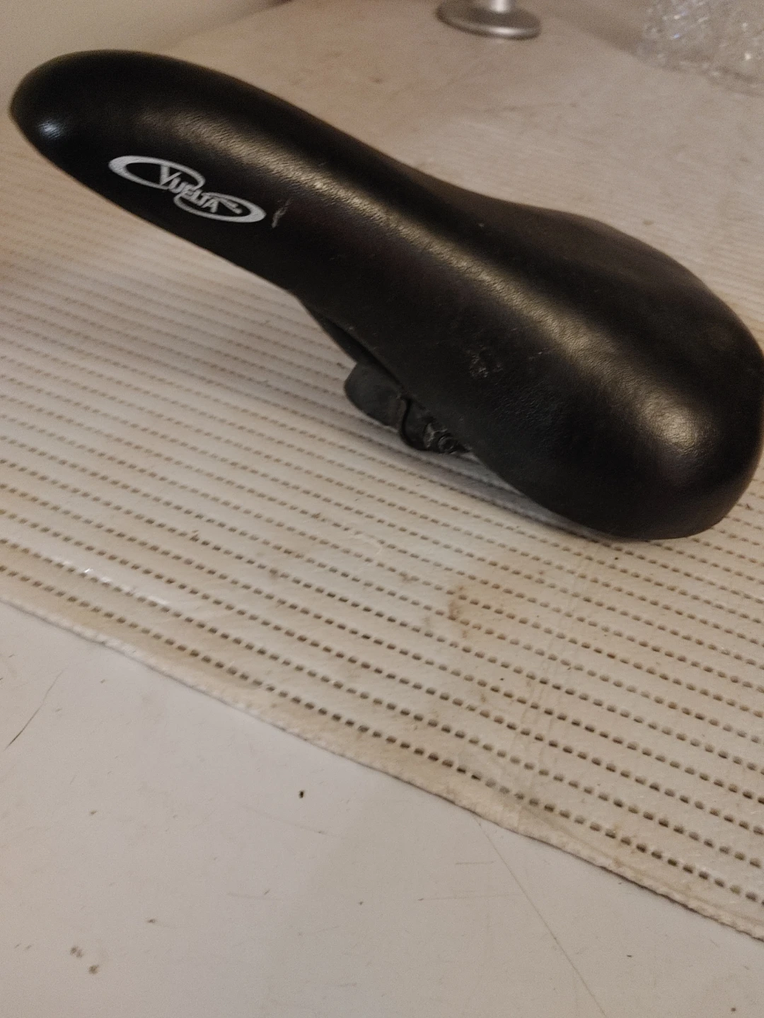 Vuelta Bike Saddle