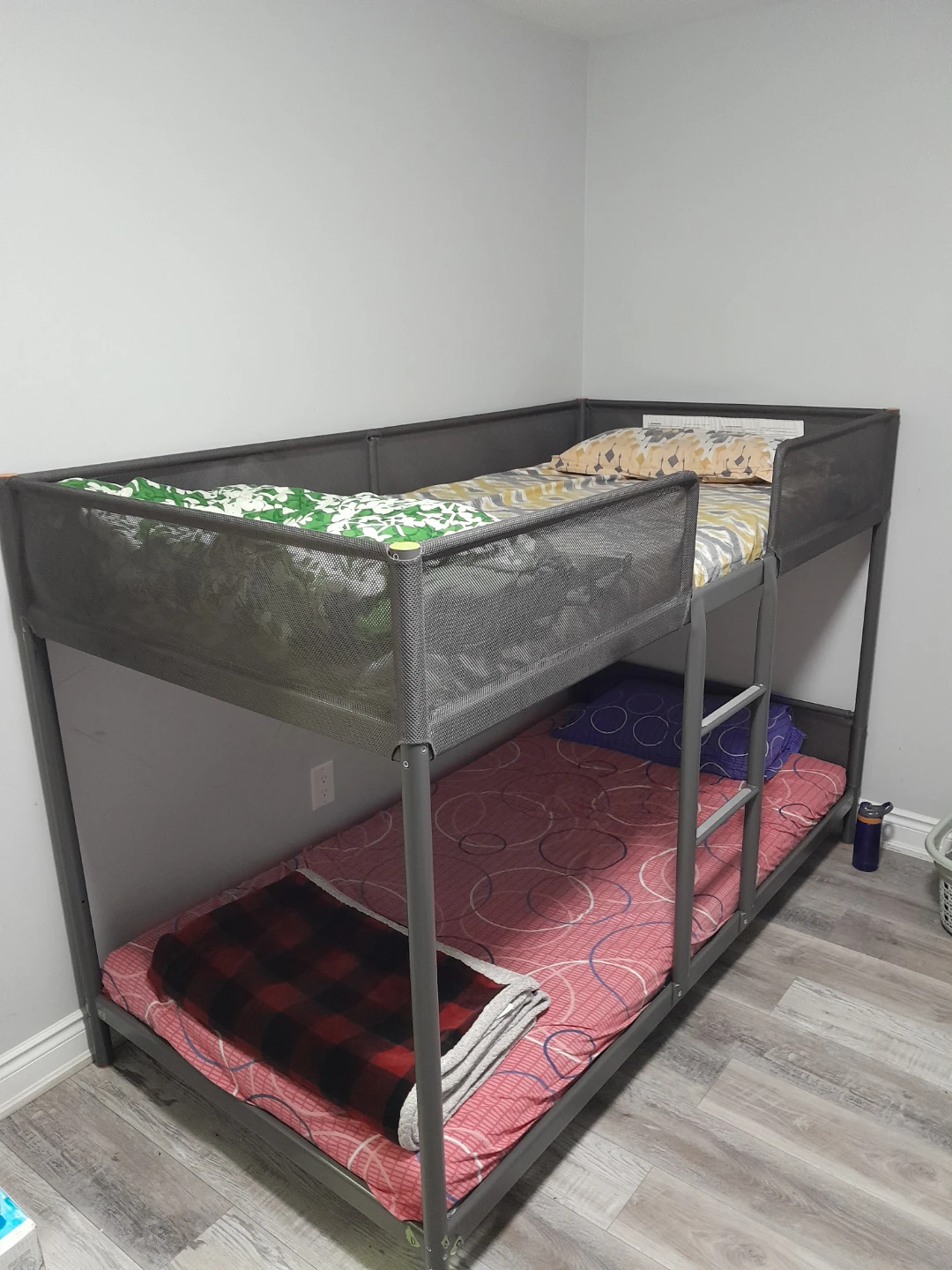 Beds, Bunk Bed, D.Table &5 Chairs, Drawer, Off. Table - photo 3