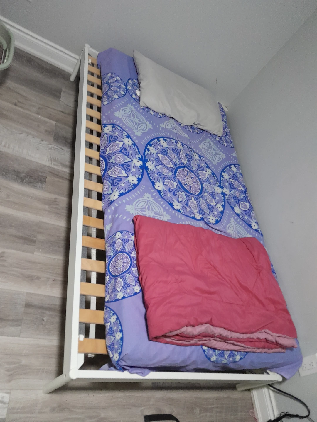 Beds, Bunk Bed, D.Table &5 Chairs, Drawer, Off. Table - photo 4