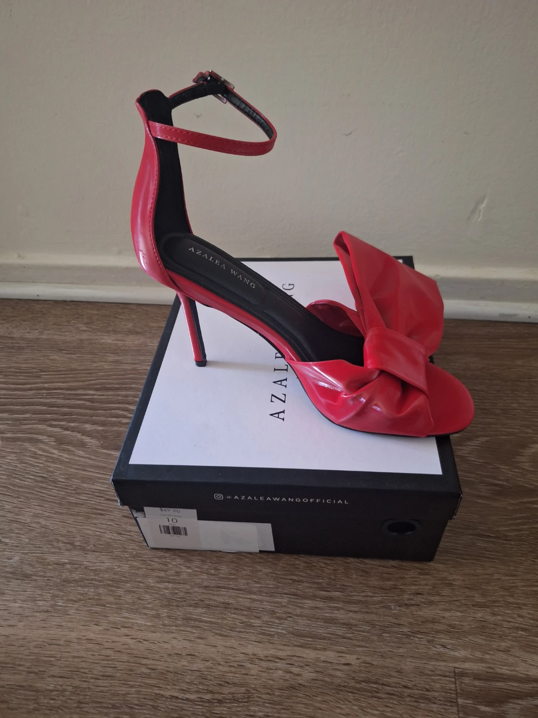 Azalea Wang Red Bow Heels Size 10