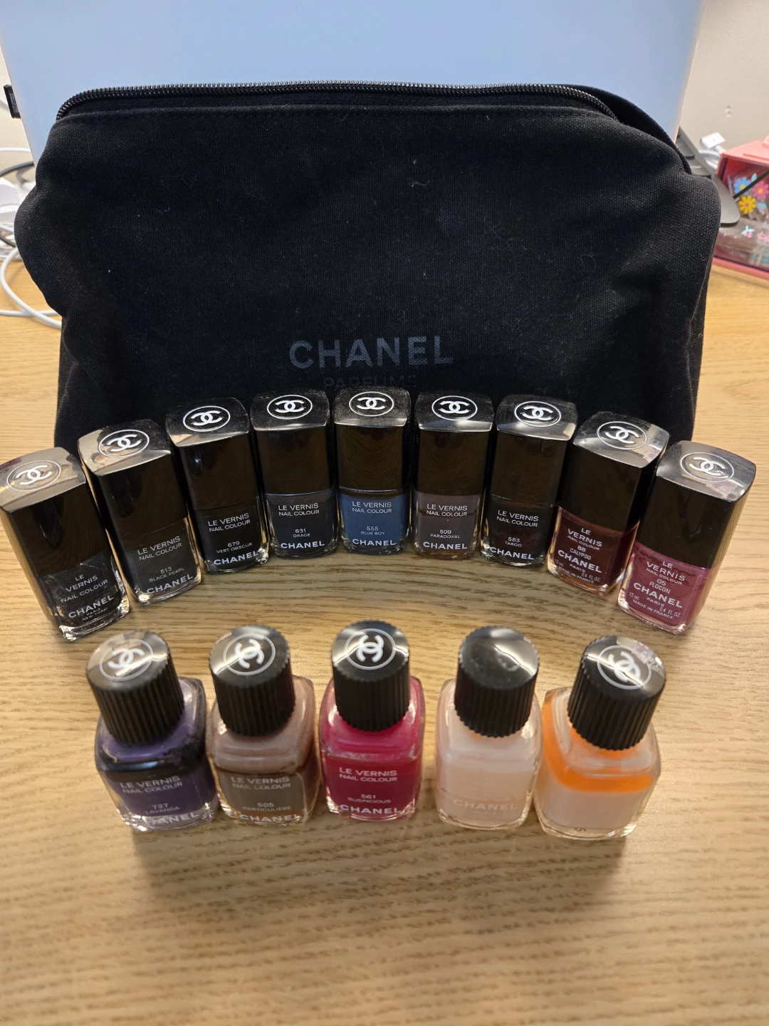 CHANEL Le Vernis Nail Colour Collection