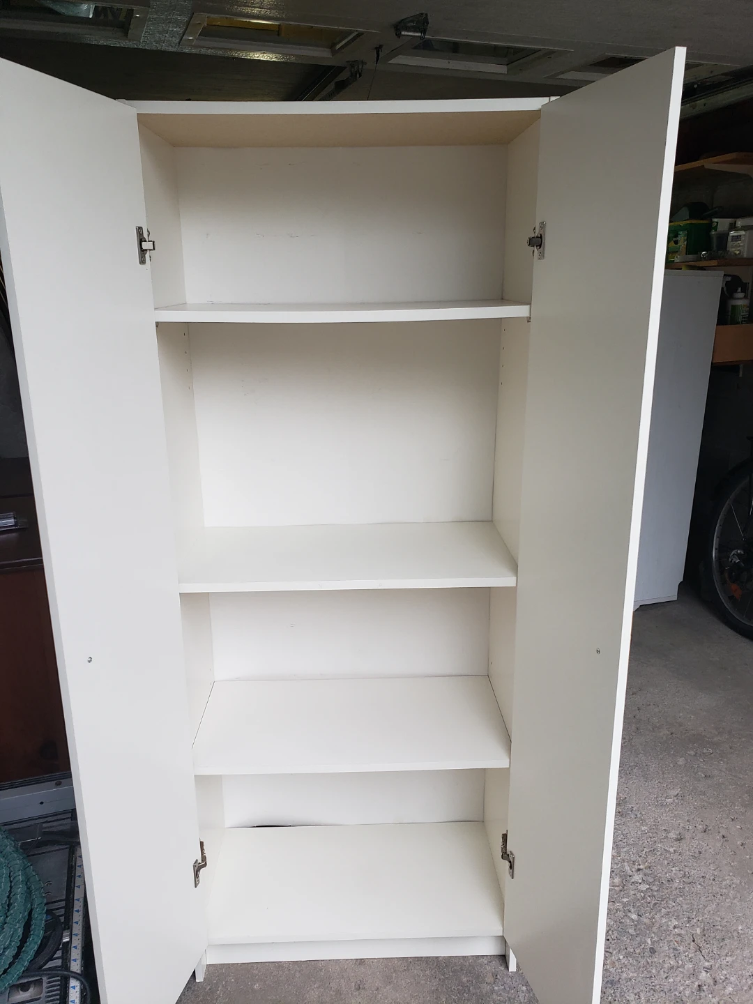 White 2-door storage cabinet - photo 2