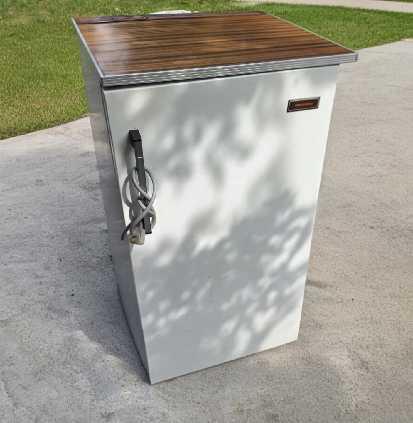 Retro Electric Cooler Box