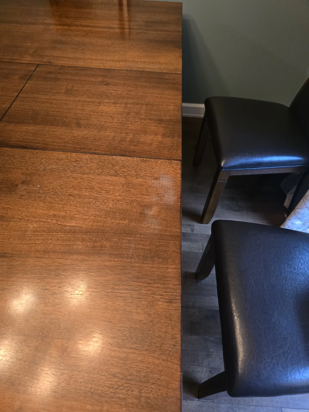 Wooden Dining Table with Leaf Extension and 6 chairs - photo 2