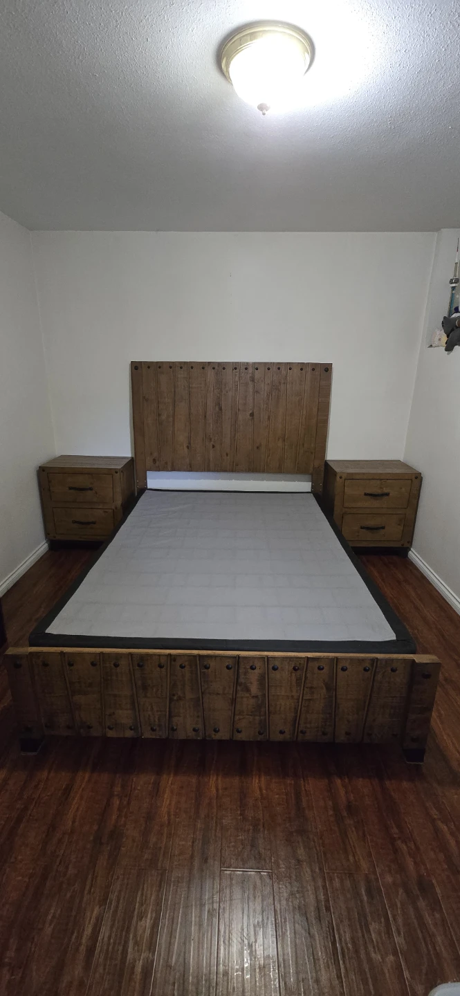 Rustic Wood Bedroom Set with Bed Frame and Two Nightstands - photo 4
