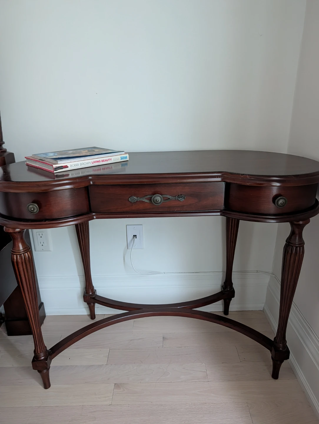 Antique Vanity Table with 3 Drawers