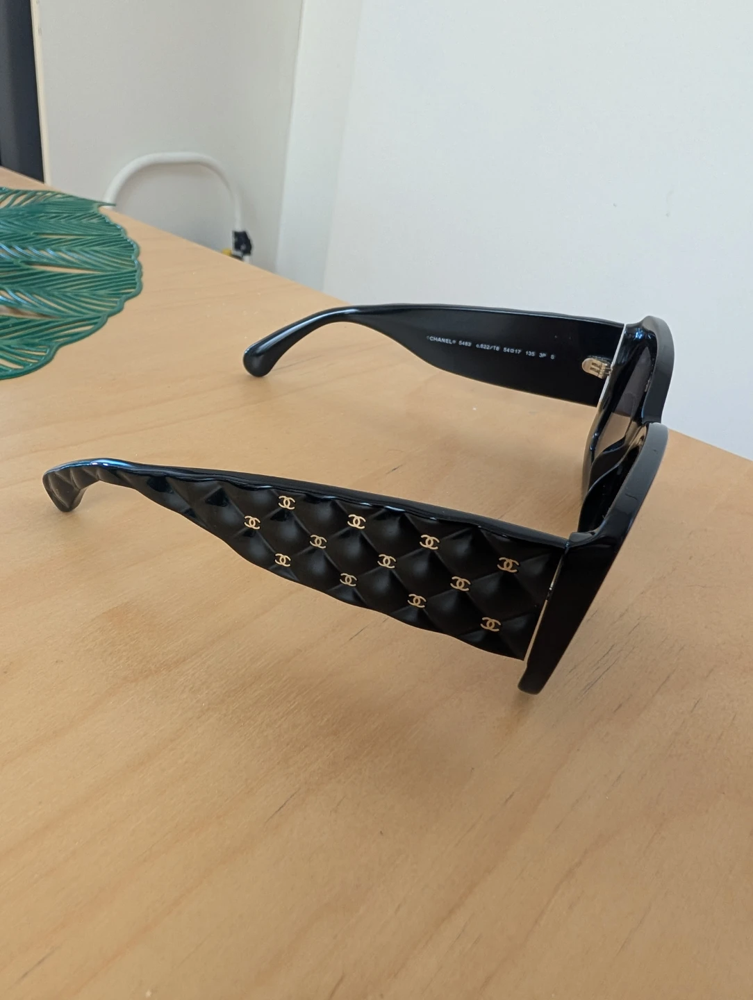 CHANEL Sunglasses - photo 2