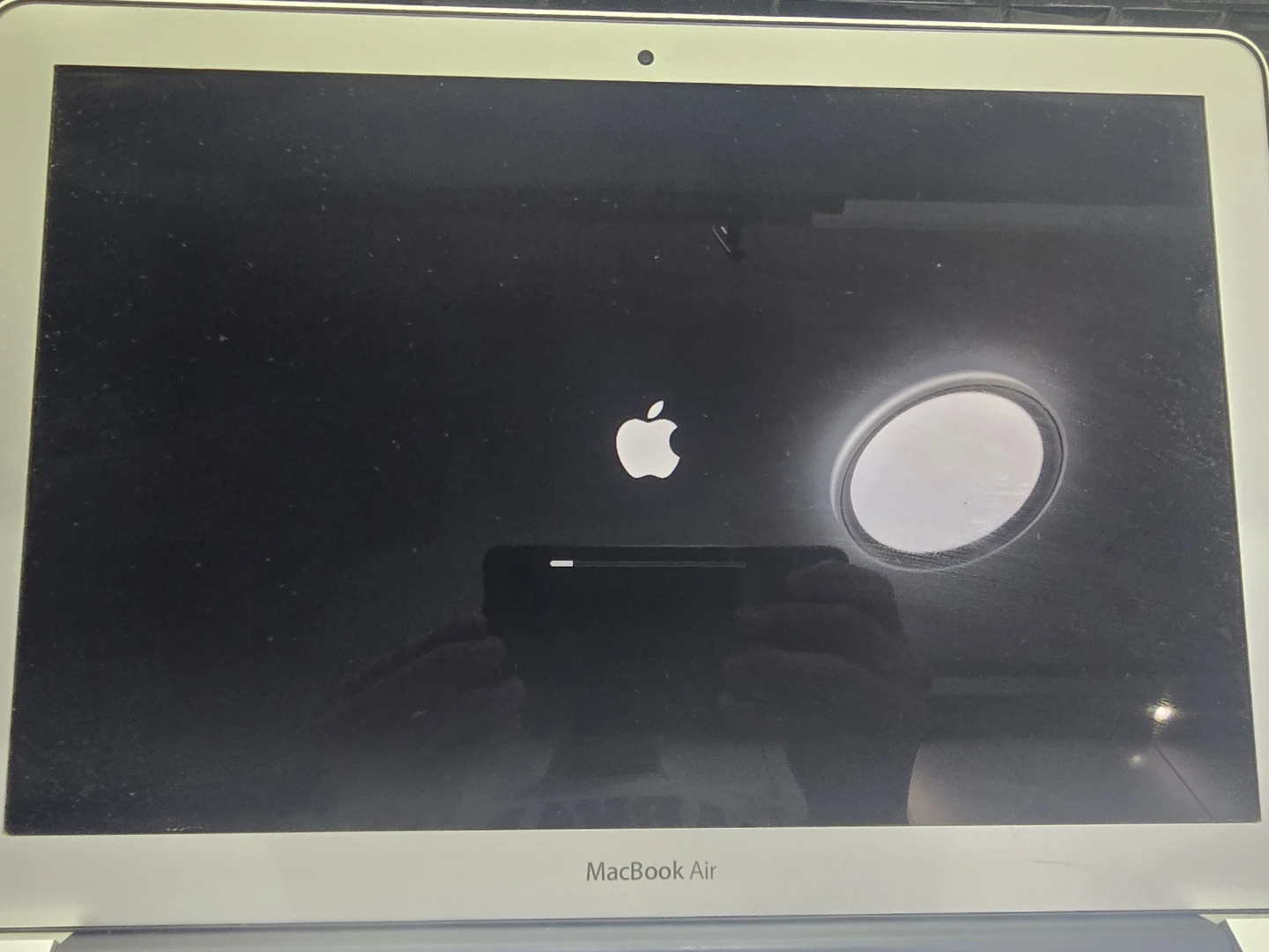 Apple MacBook Air 13-inch Laptop (2017) - photo 3