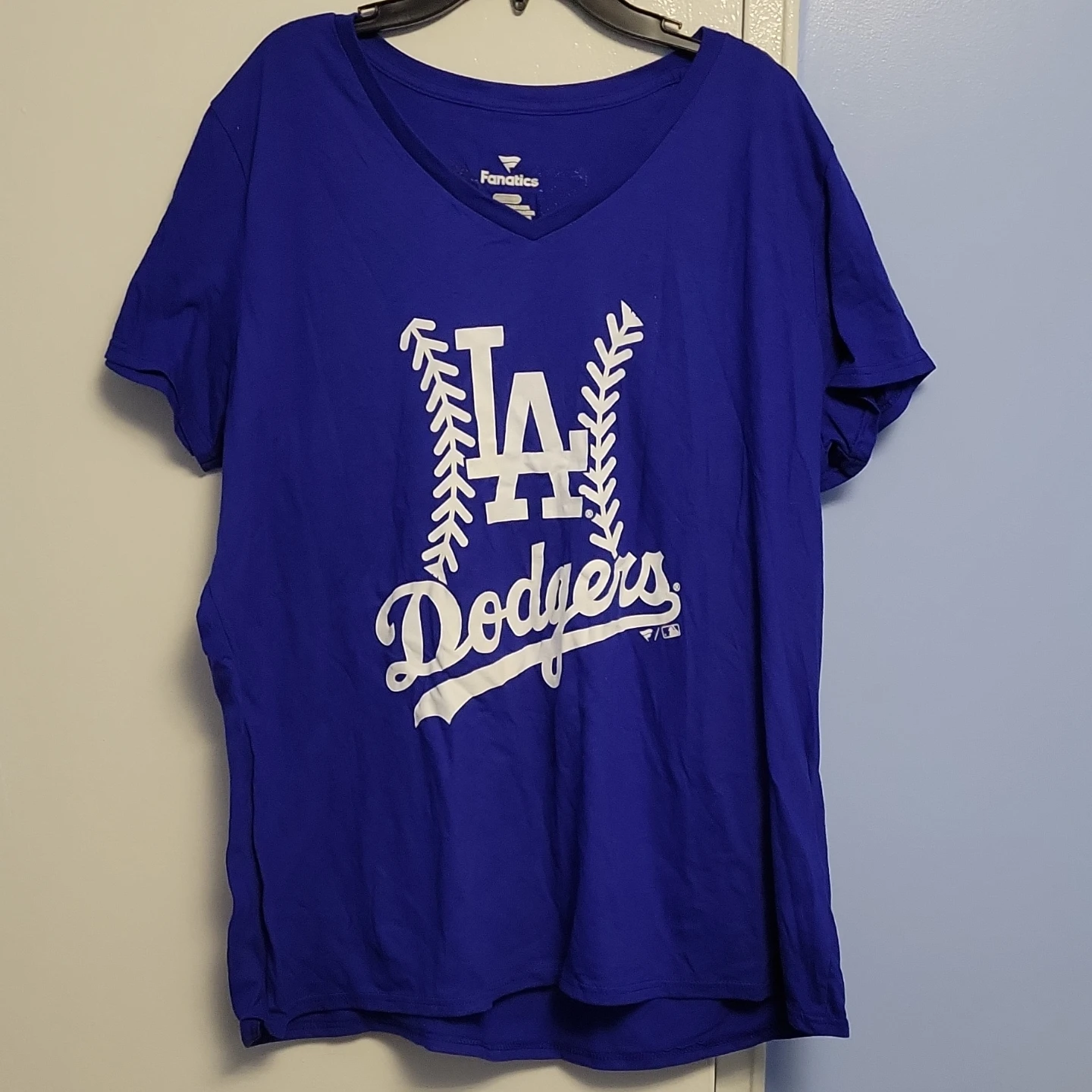 Fanatics LA Dodgers Blue V-Neck T-Shirt - photo 4