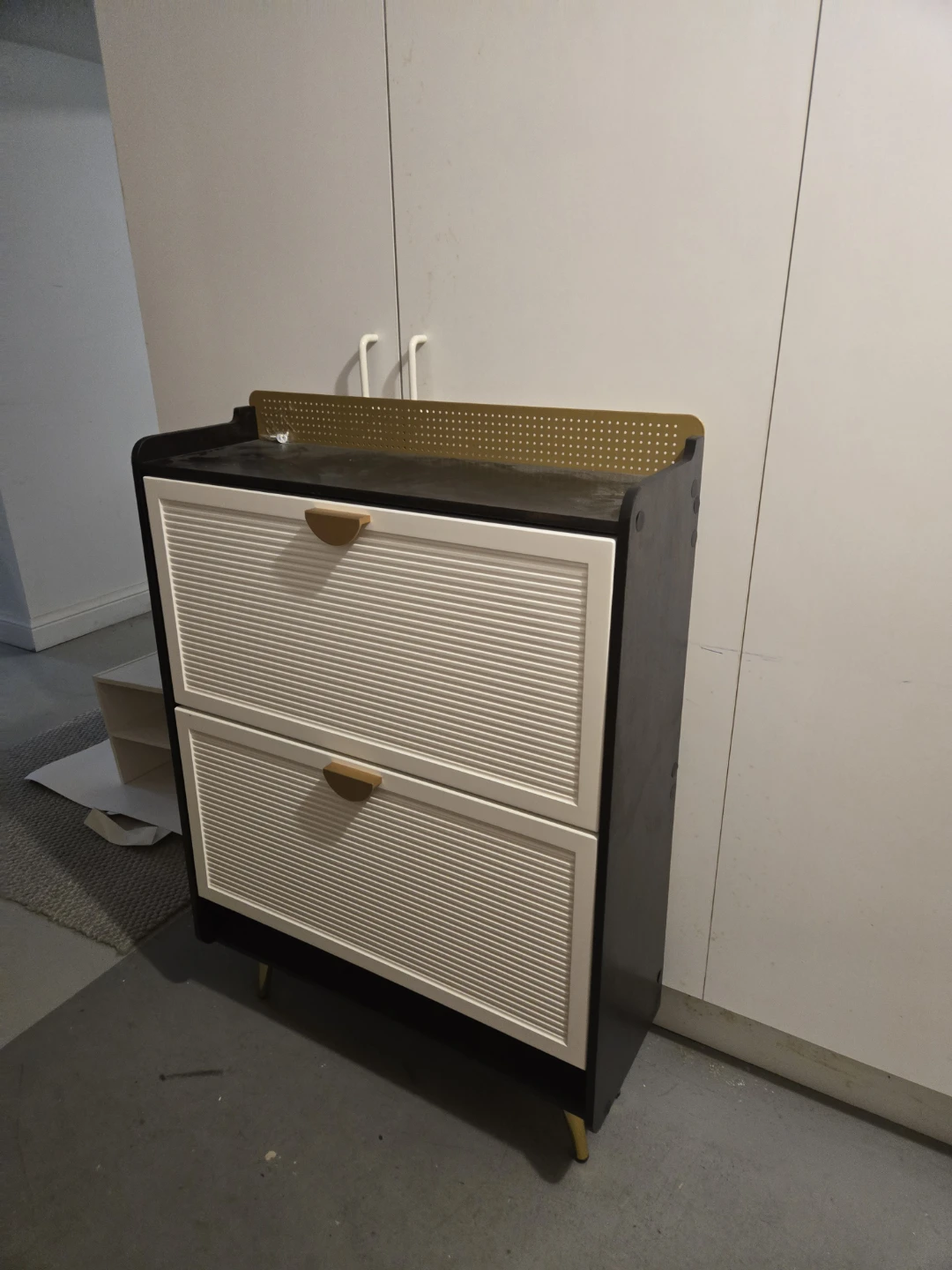 Shoe Cabinet with Flip Drawers
