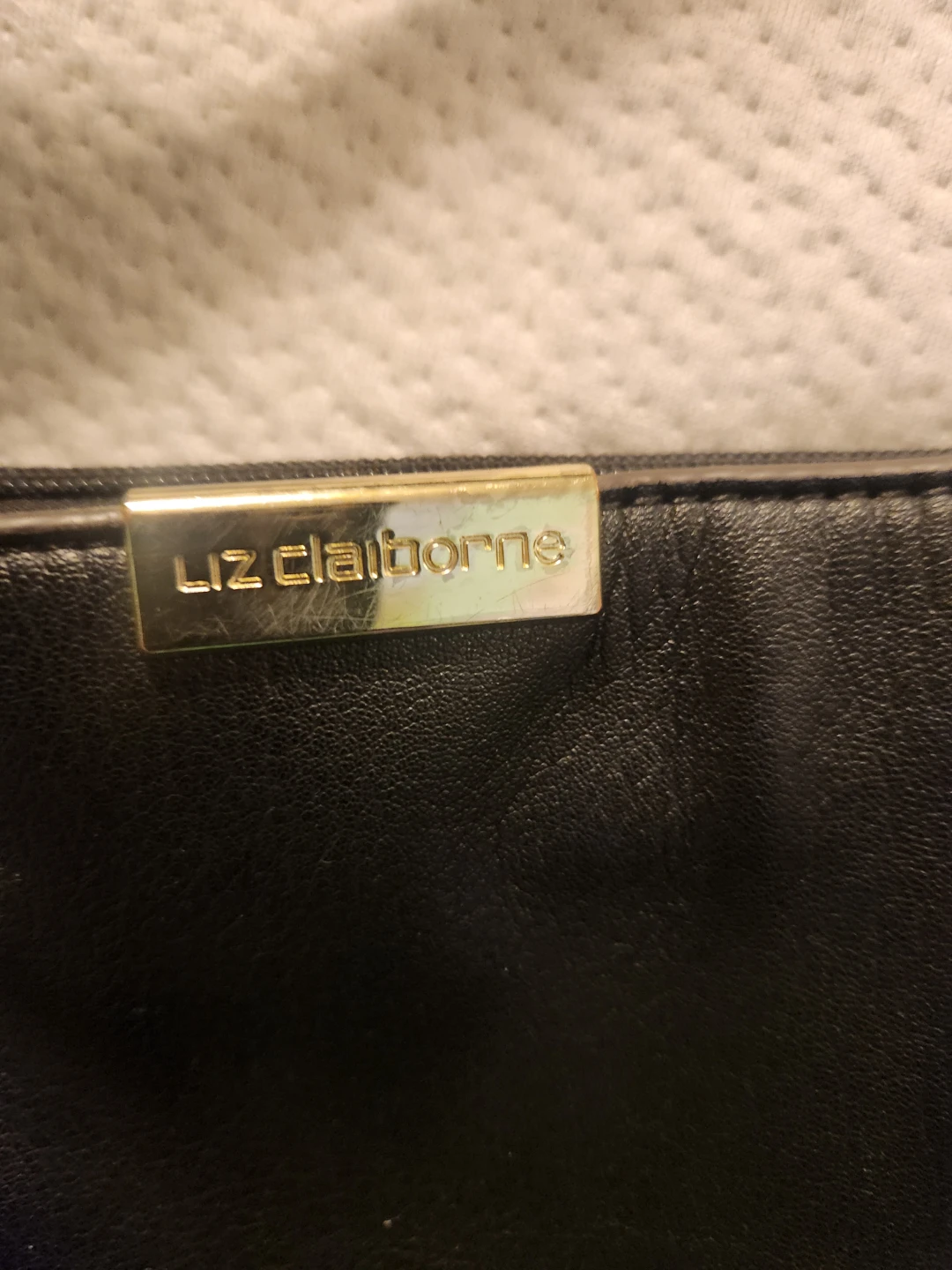 Liz Claiborne Black Faux Leather Crossbody Bag - photo 3