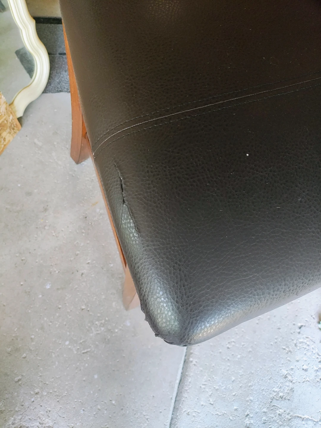4 Chairs - photo 3