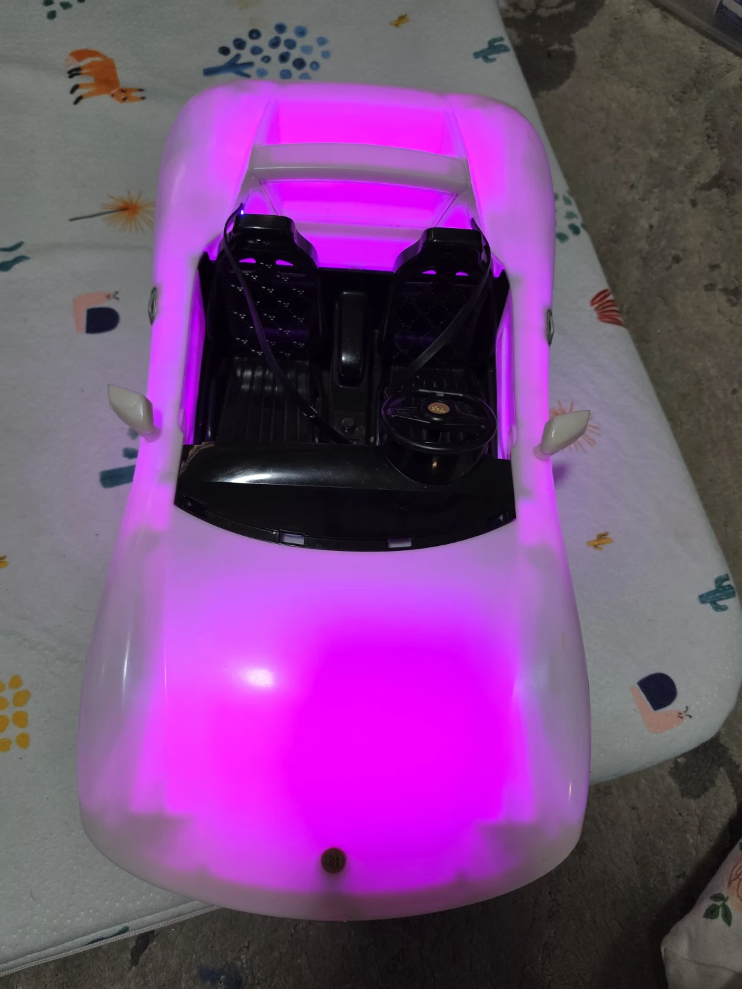 Rainbow High Doll Car with Accessories