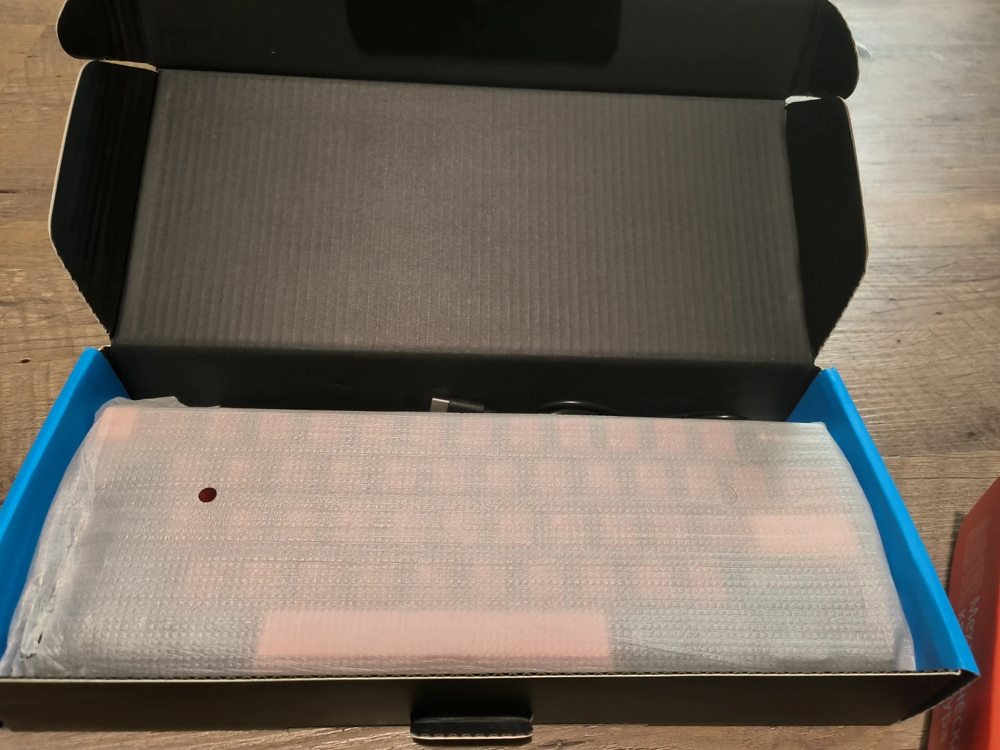 60% Mechanical Keyboard - photo 2