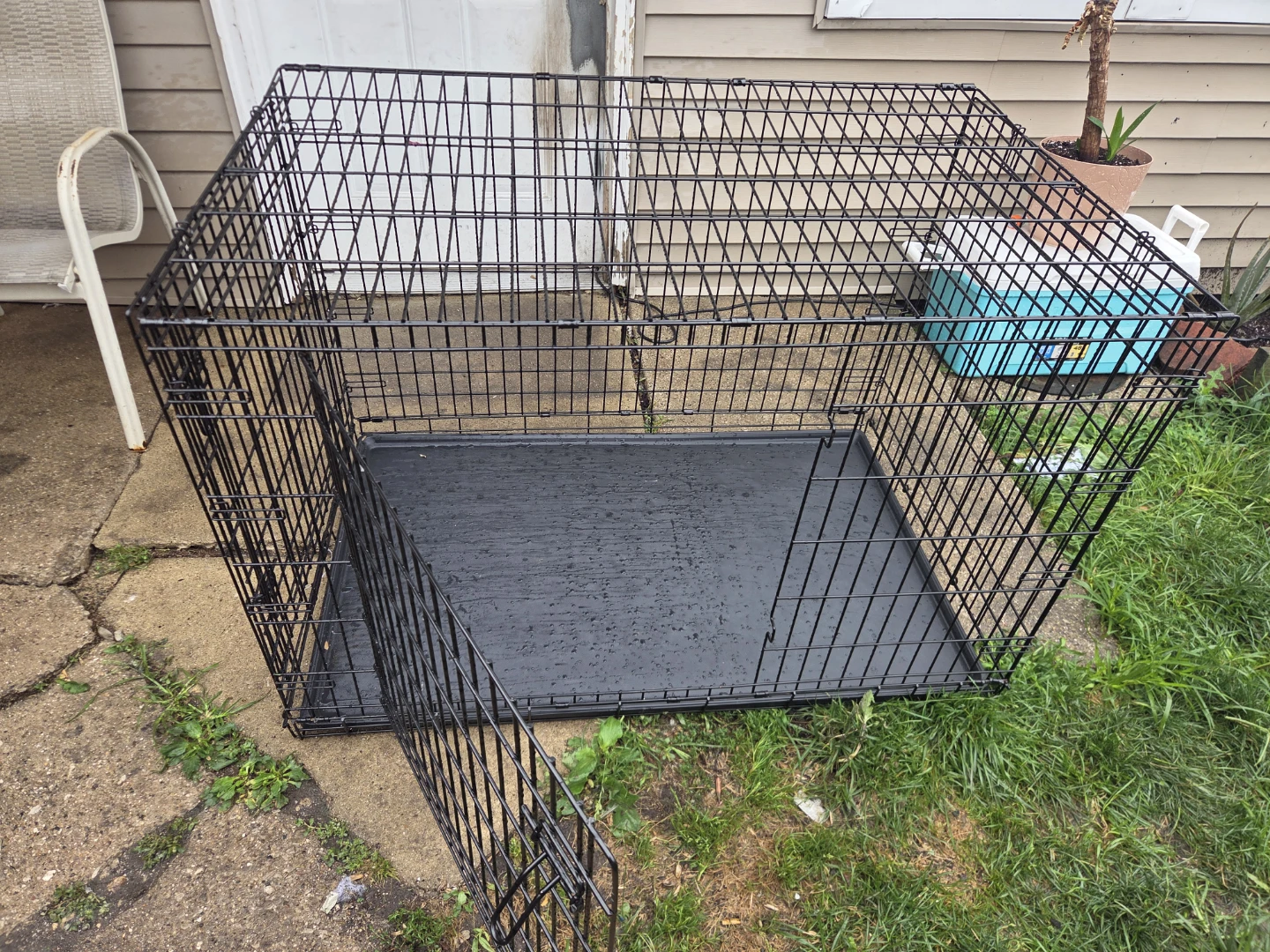 Black Wire Dog Crate