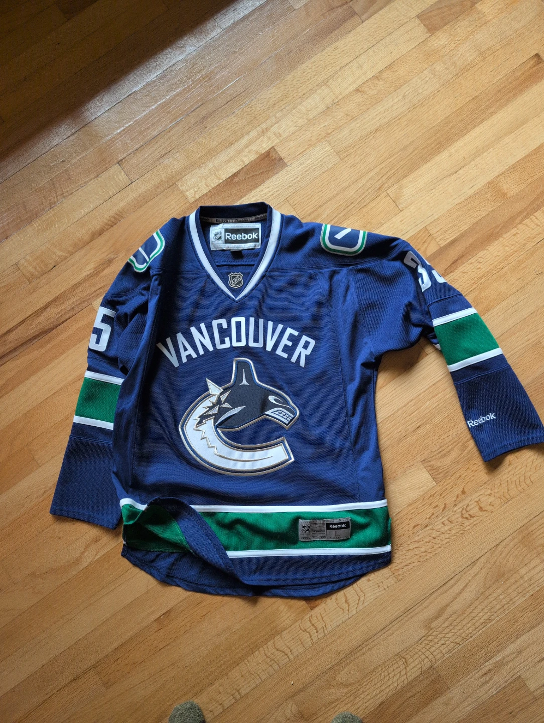 Reebok Vancouver Canucks Hockey Jersey - photo 2