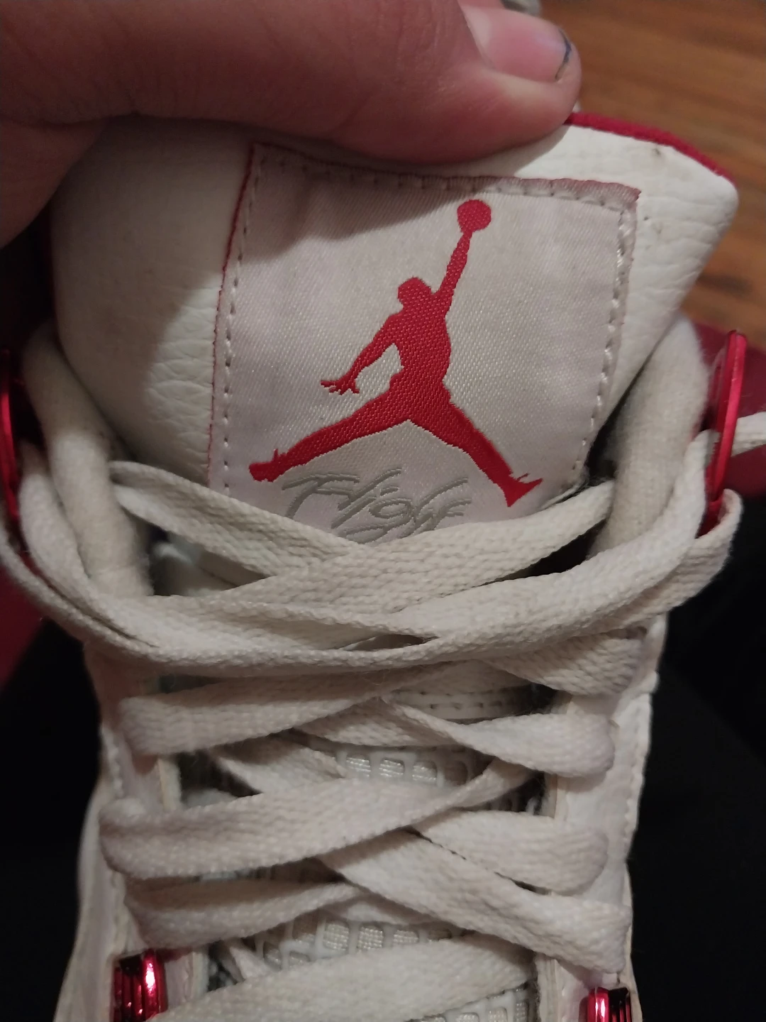 jordan 4 METALLIC RED I is like new this jordan is 700 new us 8 - photo 3