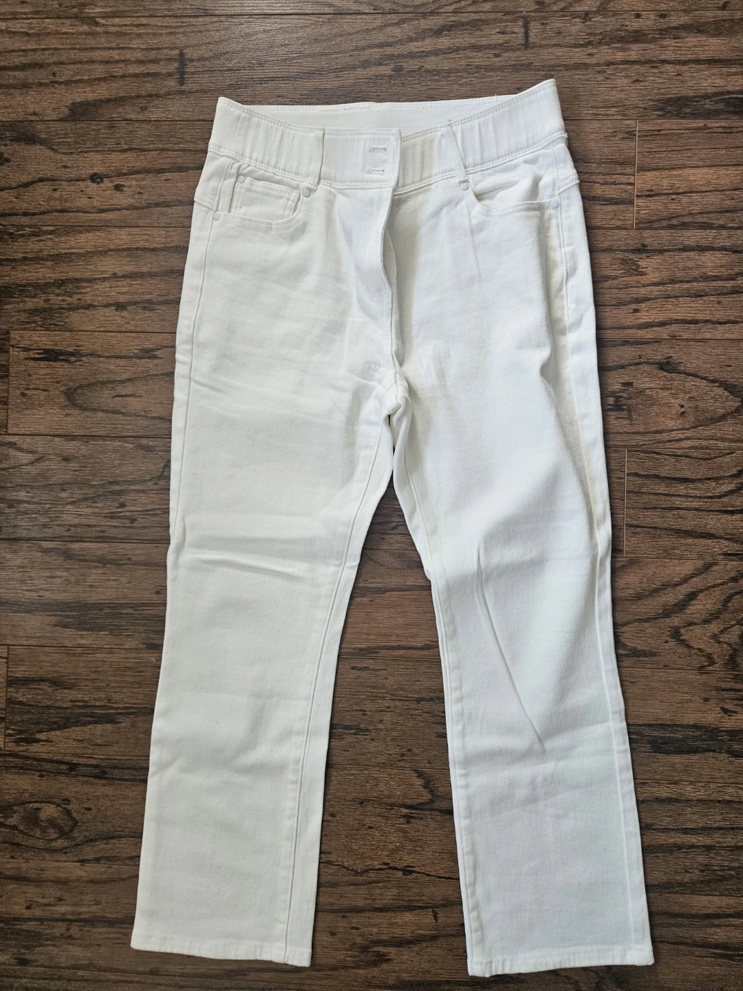New Women's white Jeans &Swim pants (size L)