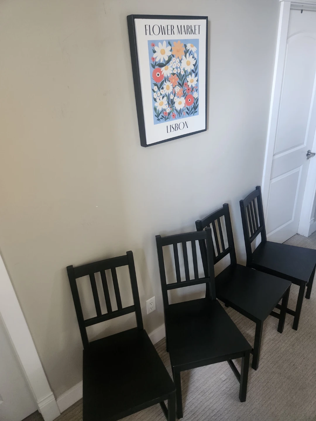 Set of 4 solid wood Black dining Chairs