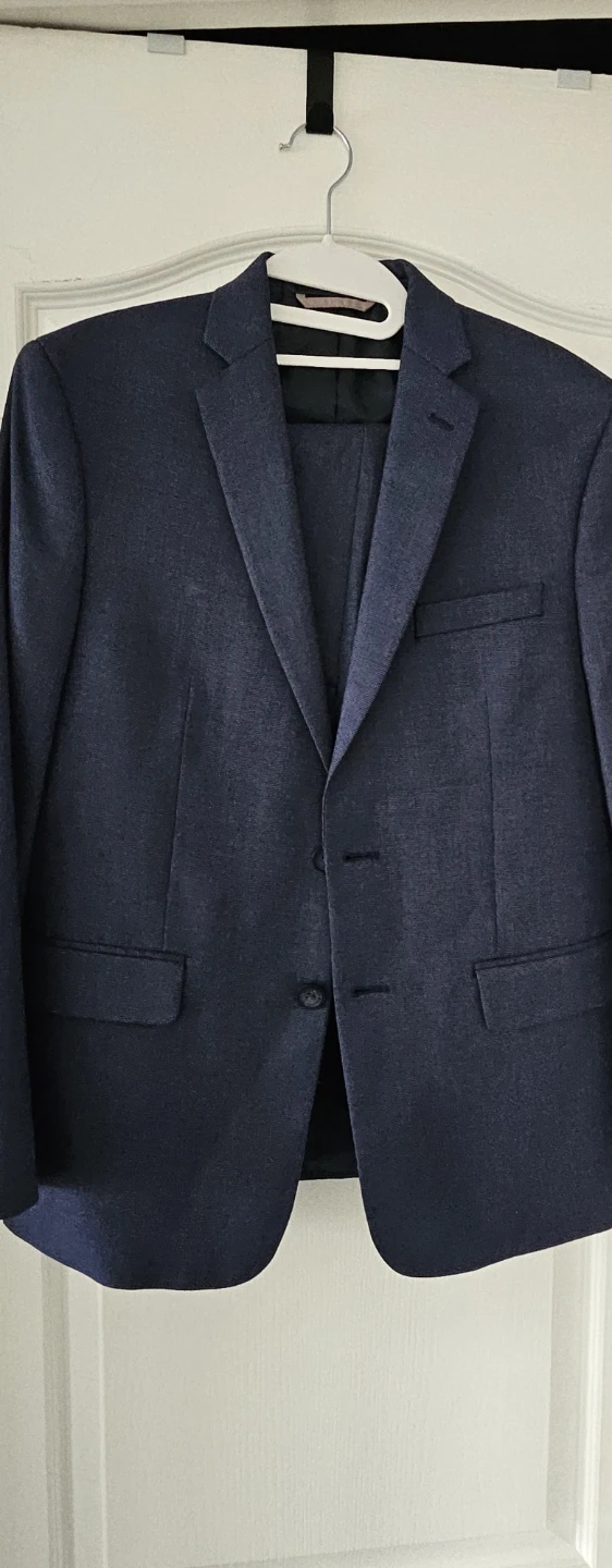 Marc New York Andrew Marc Navy Suit for  13 to 15 years boy
