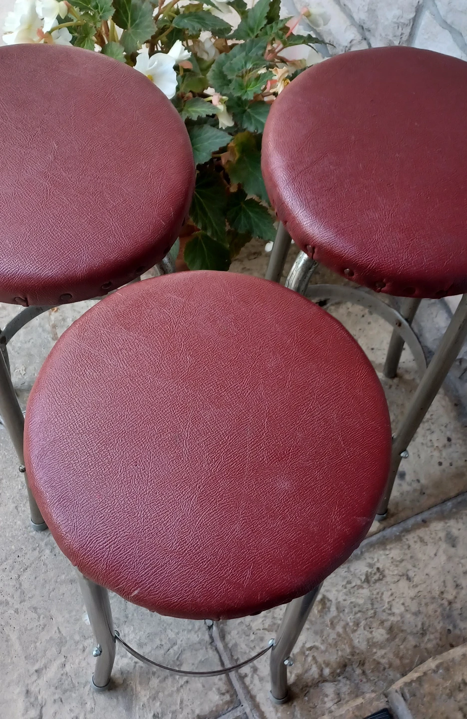 Vindage  3 Bar Stools - photo 4