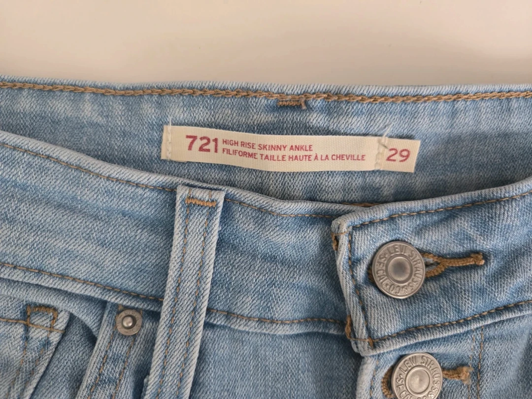 Levi's 721 High Rise Skinny Ankle Jeans Size 29 - photo 2