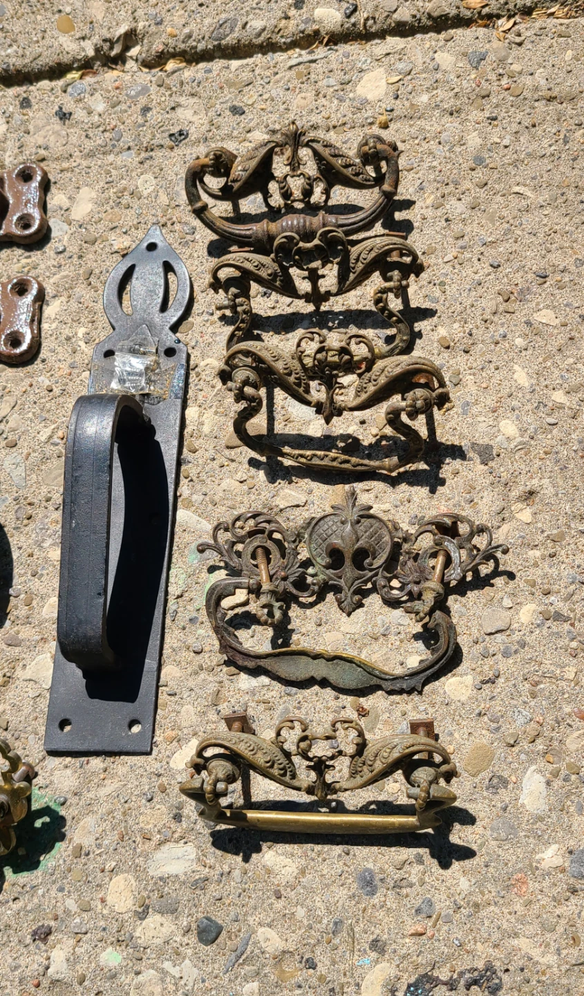 Antique & Vintage Door Knockers, Drawer Pulls, Gate Handles - photo 3