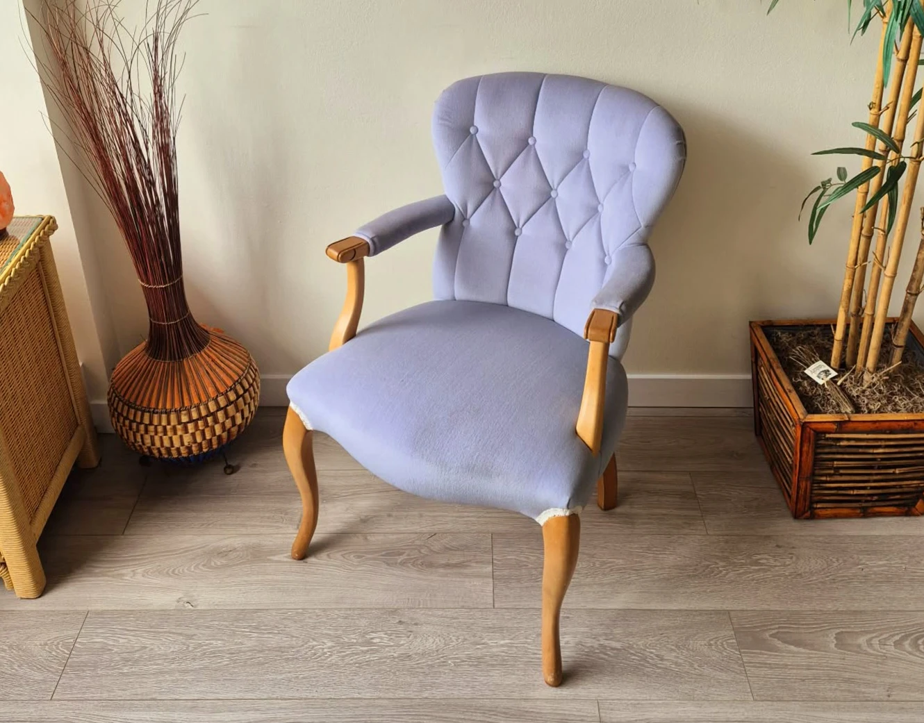 Vintage Tufted Violet Accent Arm Chair With Wooden Frame - photo 4