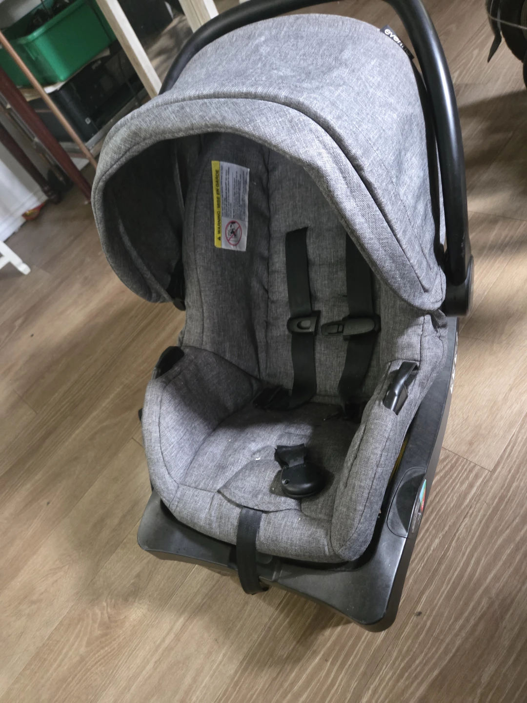 Evenflo Litemax Sport Car Seat - photo 3