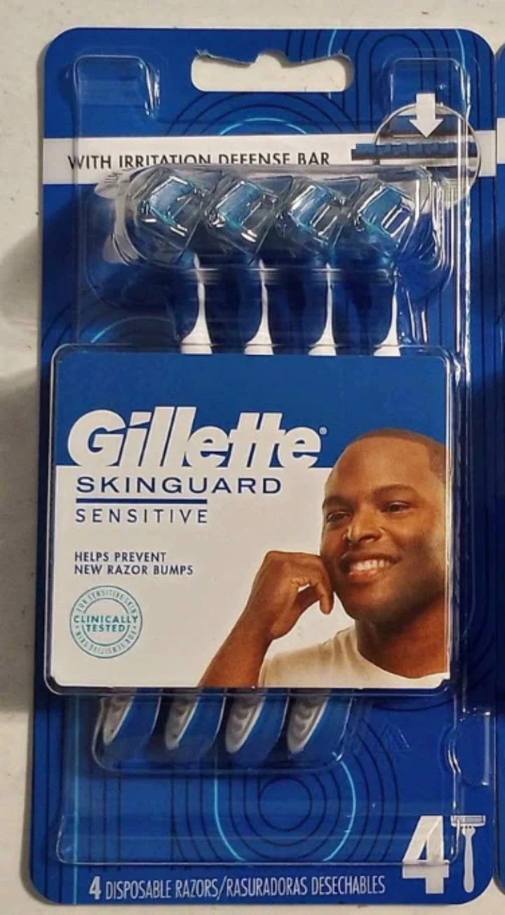 Gillette SKINGUARD Disposable Razor 4-packs