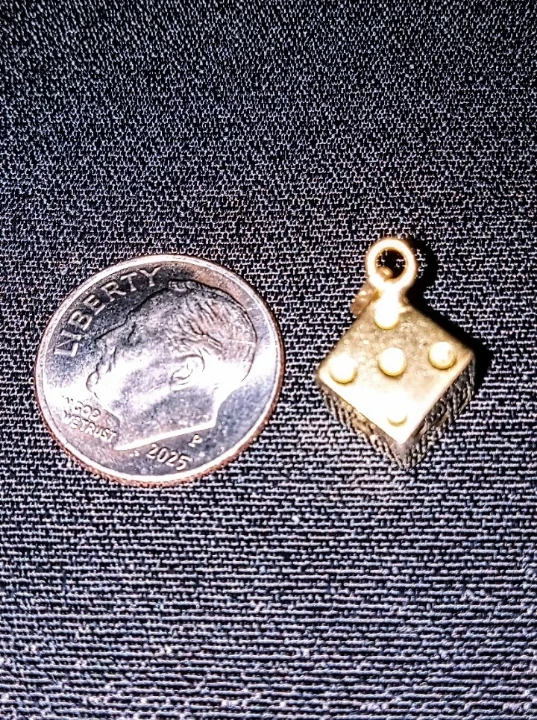 Vintage 18kt Dice Pendant