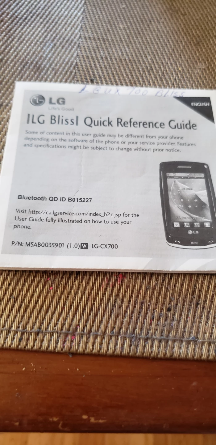 LG Bliss II 3G Cell Phone with Charger and Case - photo 3