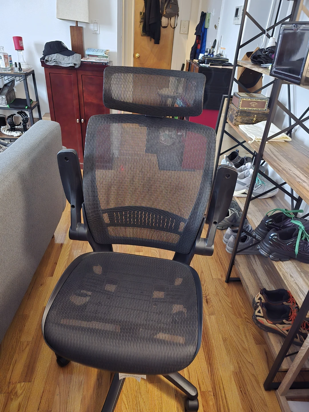 Moving sale, everything needs to go! - photo 3