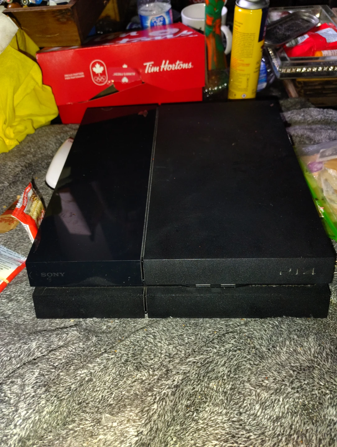 Sony PlayStation 4 - photo 2