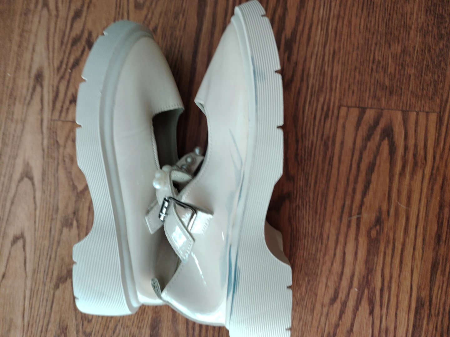Women's Beige Patent Mary Jane Platform Shoes - photo 3
