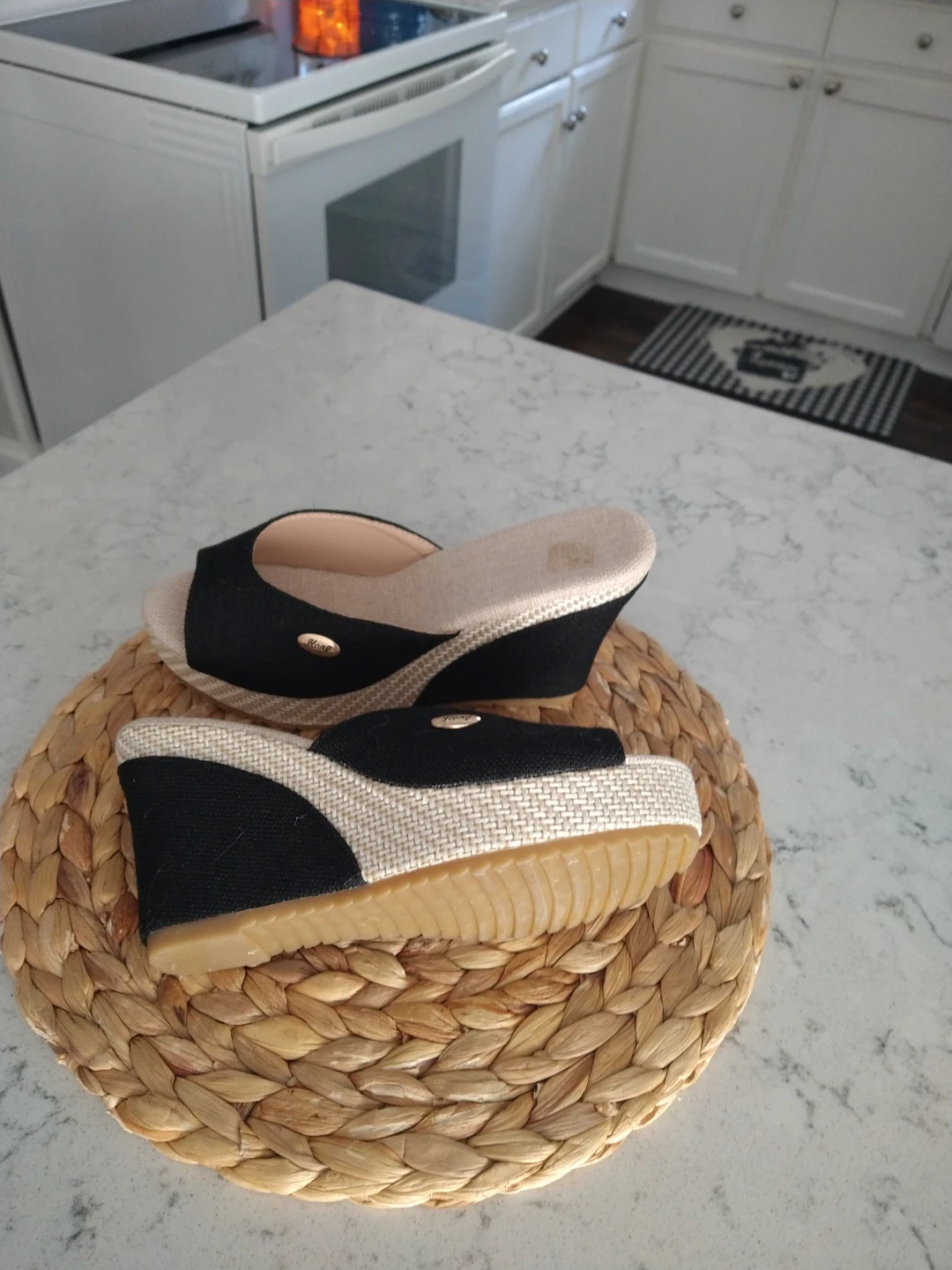 Black Wedge Sandals - photo 3