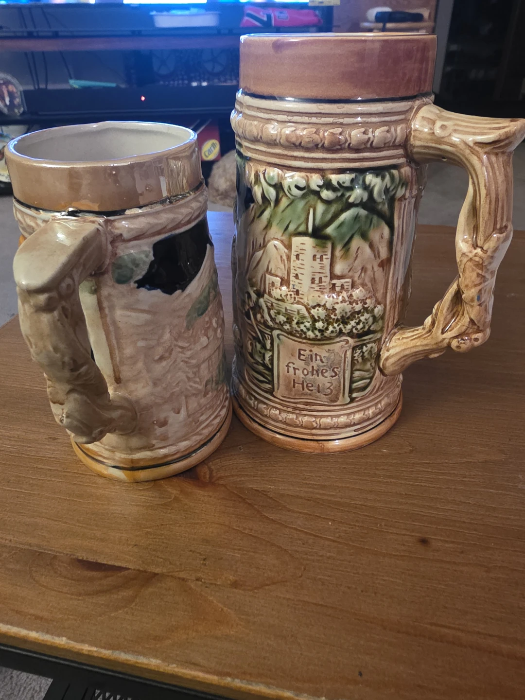 Set of 2 Vintage Ceramic Beer Steins - photo 2