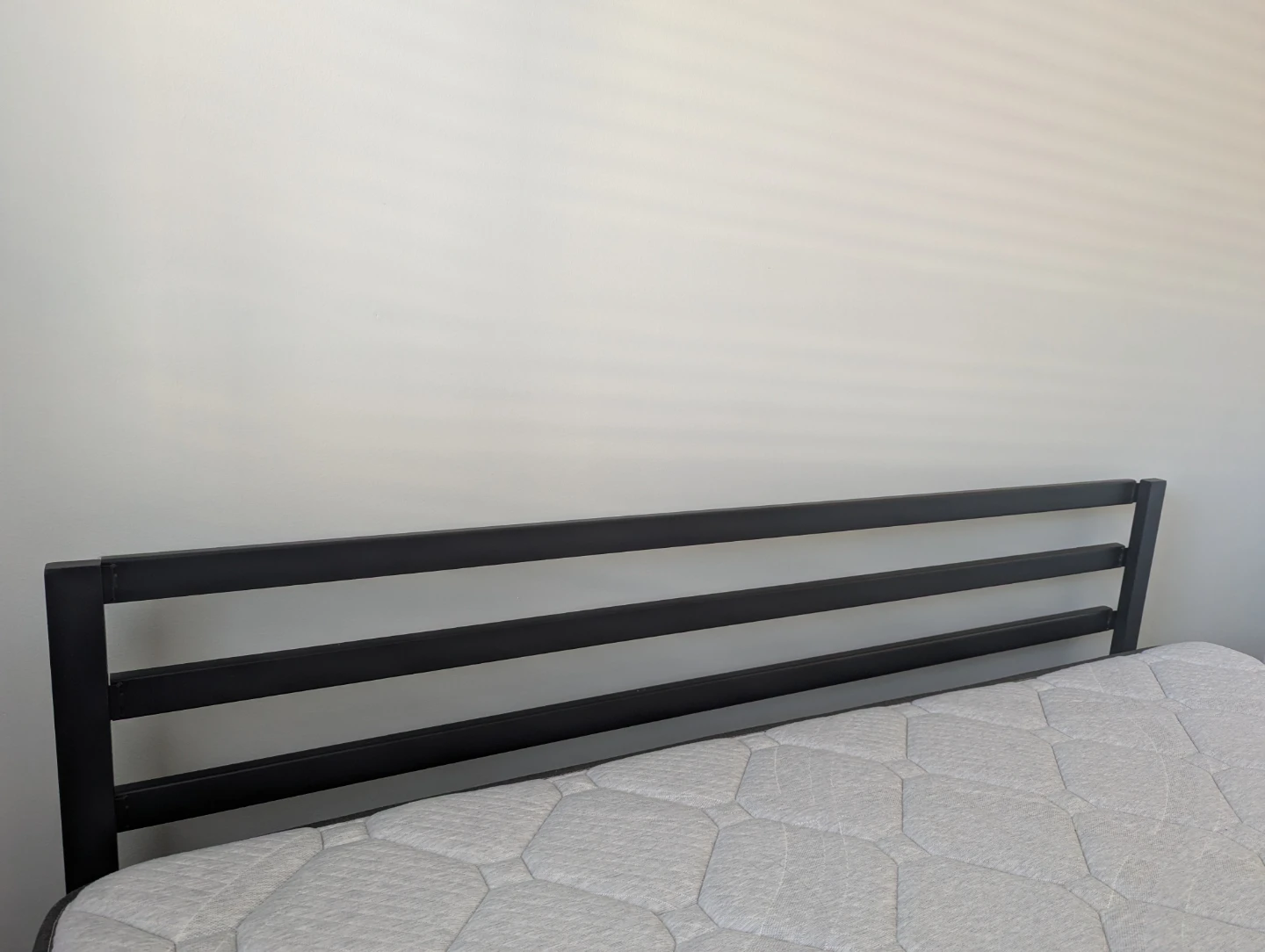 King Size Mattress with Metal Bed Frame - photo 2