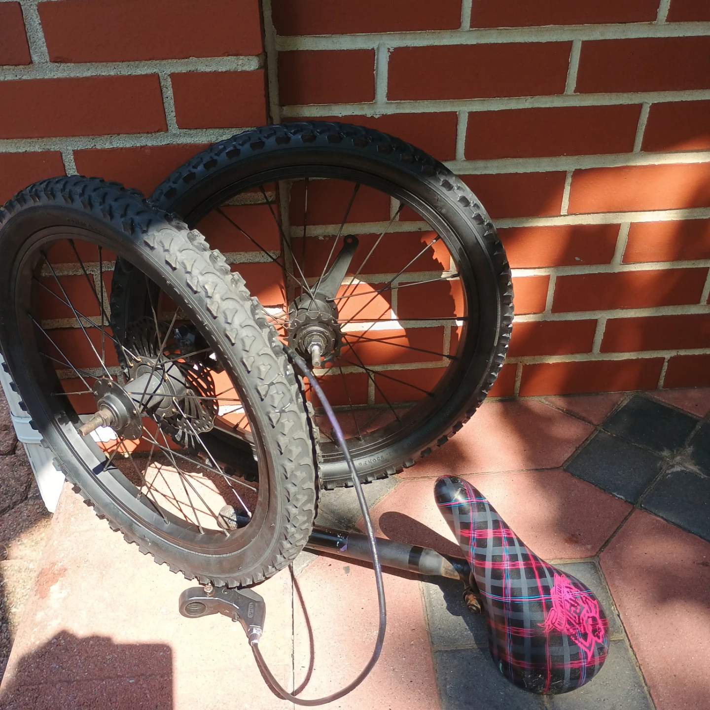 Children's Bike Wheels and Seat - photo 2