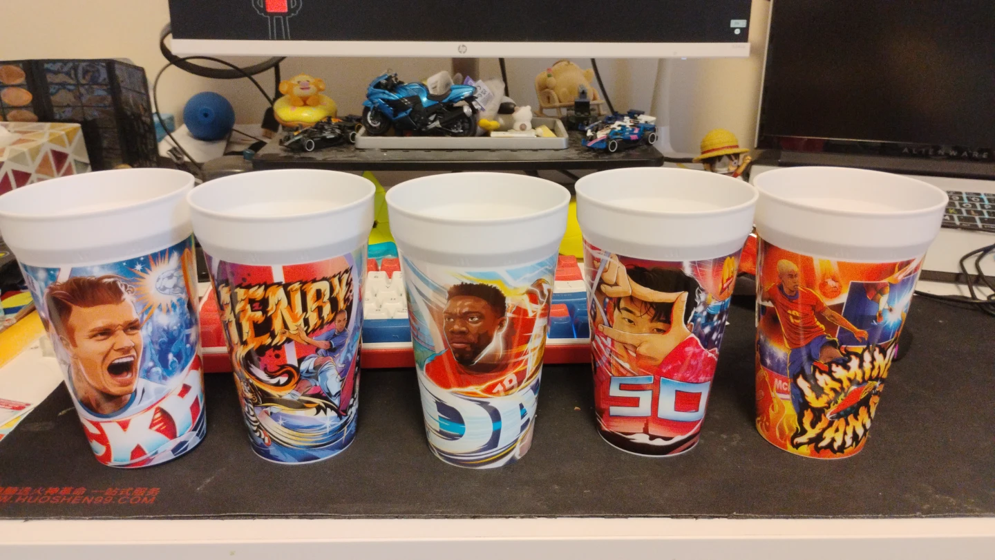 Mc Donalds World cup cups (READ DESCRIPTION)